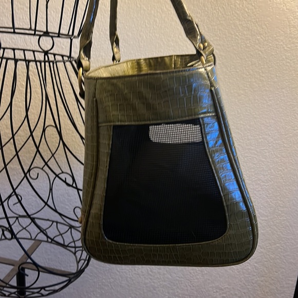 Backbone gator pet carrier - Picture 5 of 11